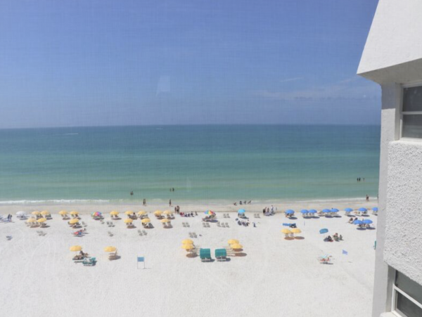 Beautiful 7th Floor Penthouse Condo with Gulf Front View